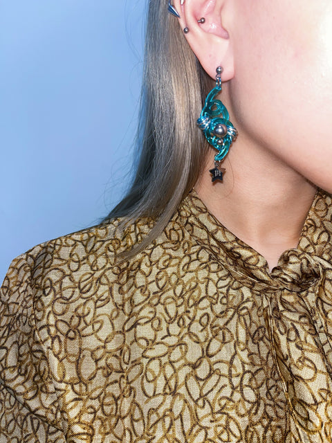WIGGLY EARRING (PINK) - Miao Atelier
