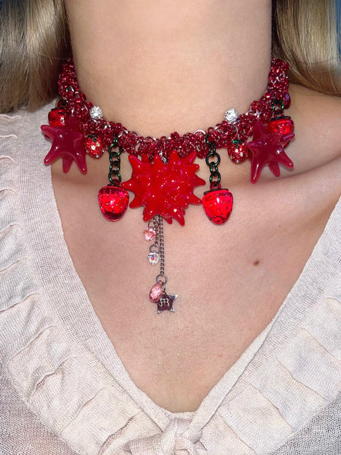 STRAWBERRY FIELDS CHOKER