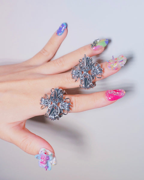 BRUTAL BOUQUET RING (LUNABLOOM)