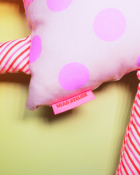 CLEO THE CREATURE (PINK)