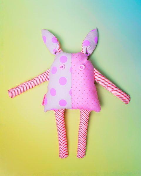 CLEO THE CREATURE (PINK)