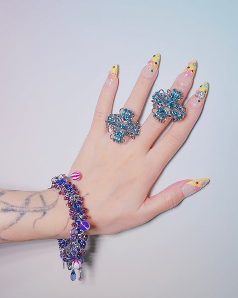 BRUTAL BOUQUET RING (FROSTBLOOM)