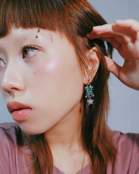 VENOM EARRING (DISCO)