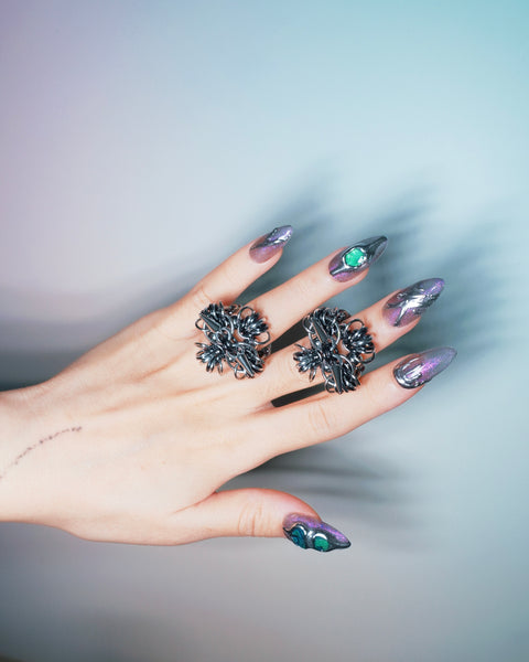 BRUTAL BOUQUET RING (DUSKBLOOM)